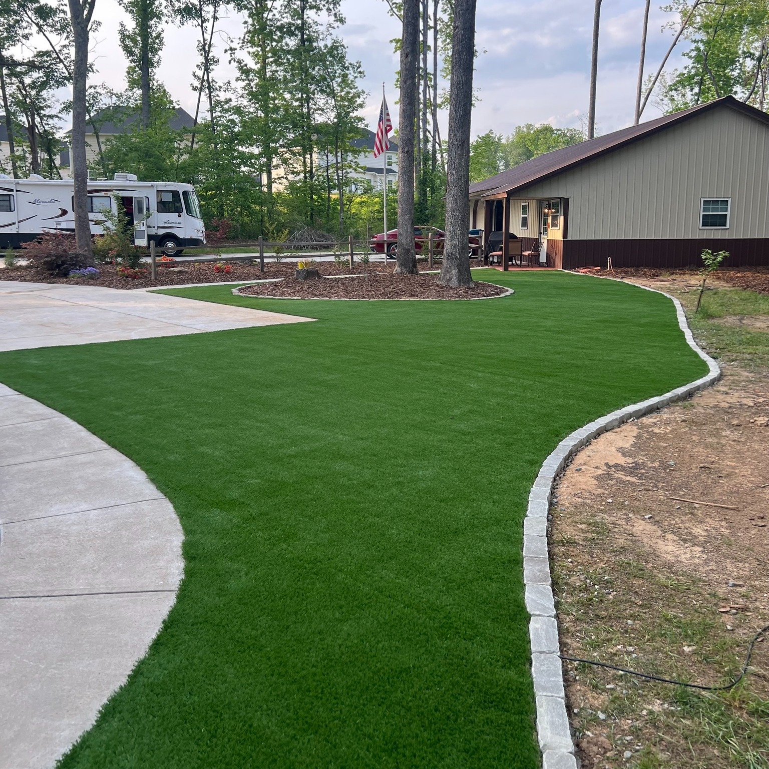 artifical-turf-landscaping 3